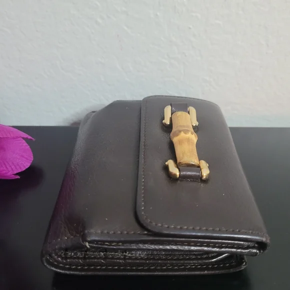 Gucci Vintage bamboo leather wallet - Picture 6 of 16
